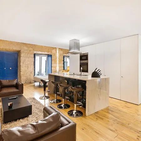 Street Loft Apartment