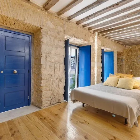 Street Loft *